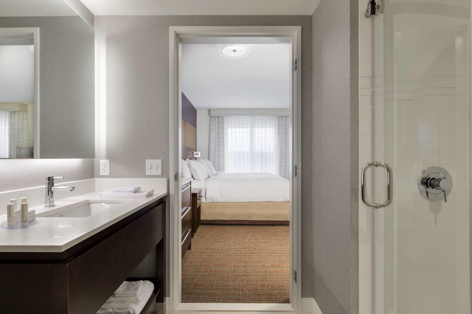 Hotel By Marriott Brunswick Area Bath