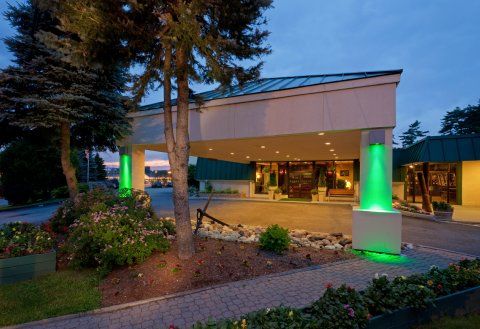 By Marriott Brunswick Area 3* Bath