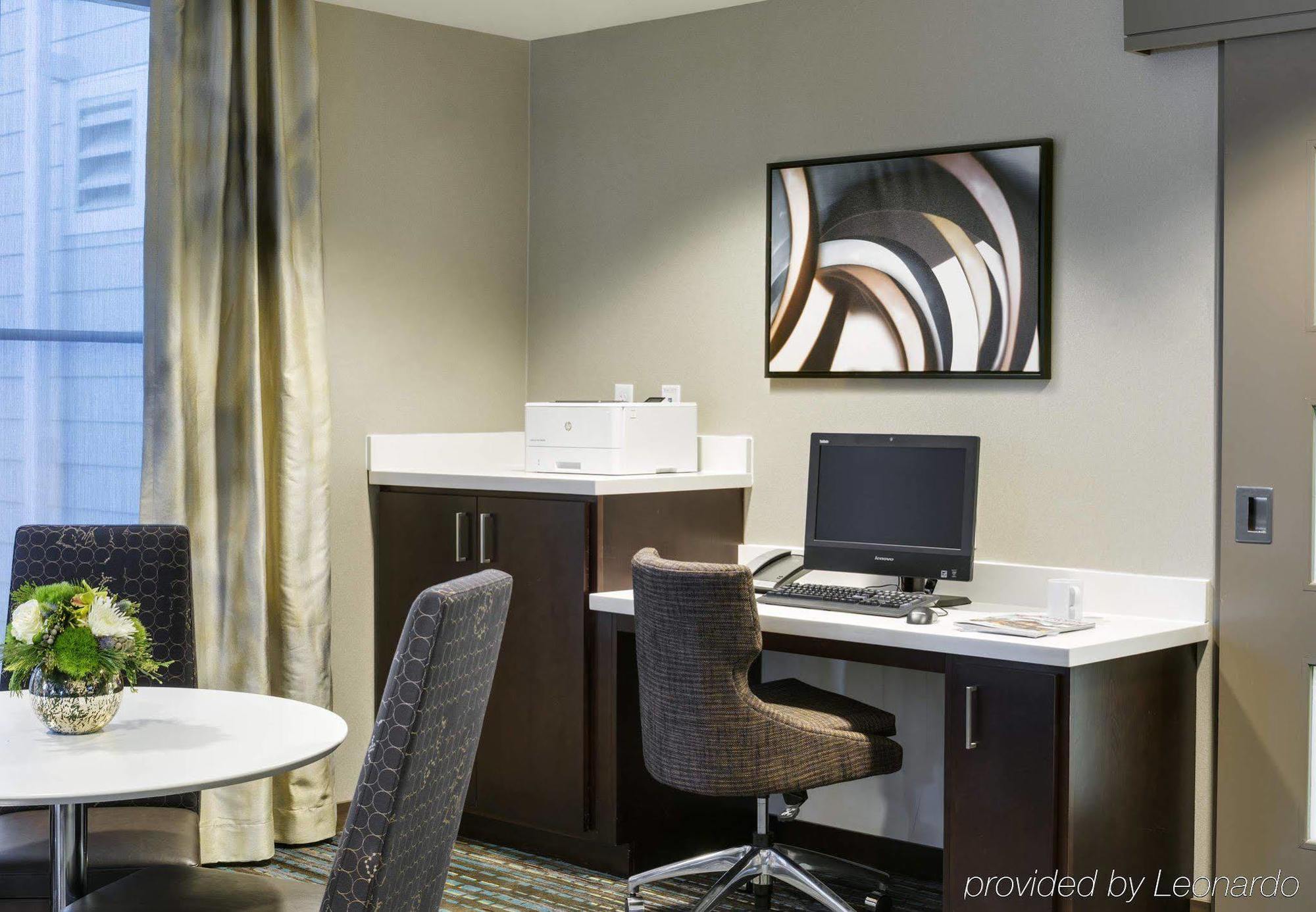 By Marriott Brunswick Area Hotel 3*